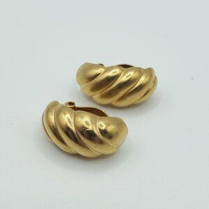 Vintage Vendome Clip On Earrings Gold Tone Shells Fashion Jewelry